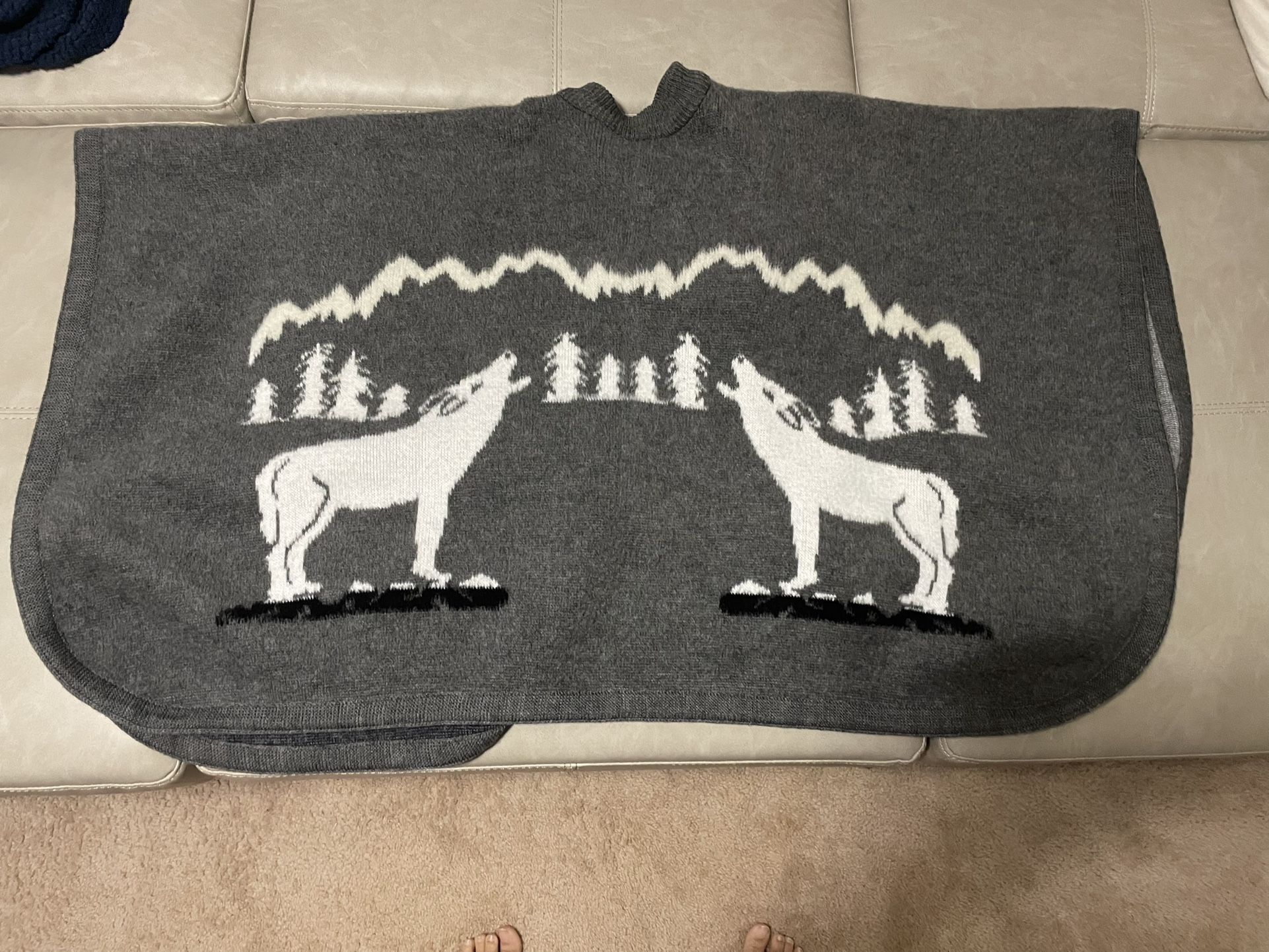 Wolf Pattern Wool Poncho
