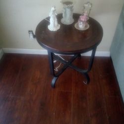 End Table (Set Of 2) 