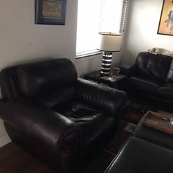 FREE Leather Chair And Ottoman 