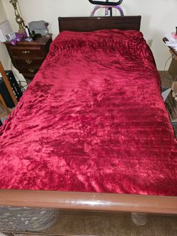 Used adjustable hospital bed