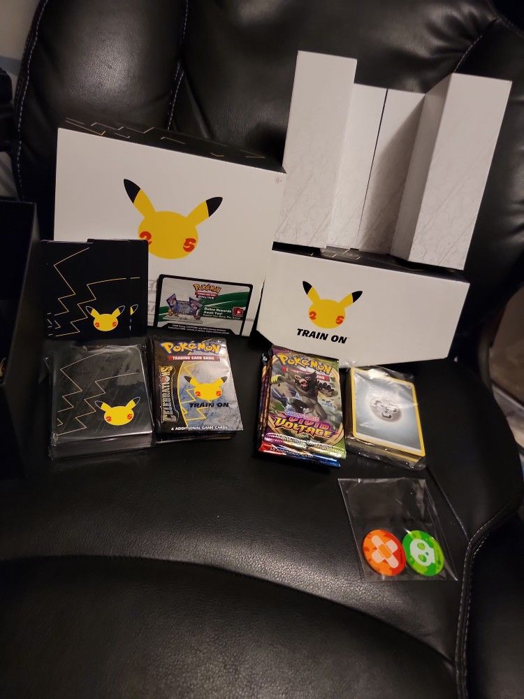 Pokemon Elite Trainer Box