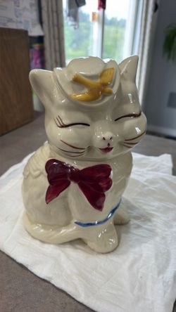Vintage cat cookie jar