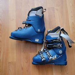 Salomon Ski Boots Size 24.0 Women's US 6.5