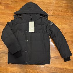 Canada Goose Coat Black Badge Small