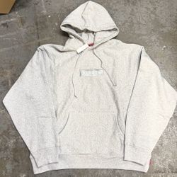 Supreme Hoodie 