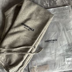 Dark Oatmeal Essential Sweatpants