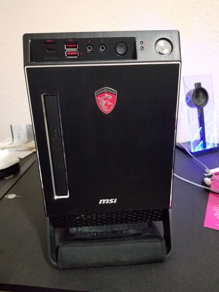 Msi Nightblade x2 Gaming pc (barebone)