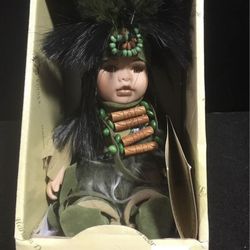 Brand new Kinnex Limited Edition 8” “Little Cubs” Porcelain Doll, "Little Cubs"