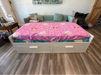 Twin Daybed with Pull-Out Trundle + 2 Mattresses & Storage