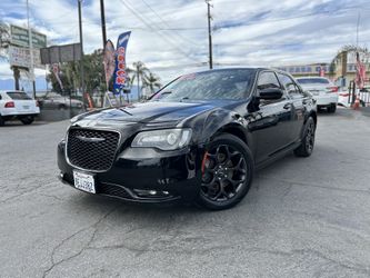 2019 Chrysler 300
