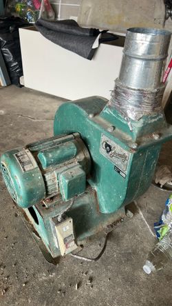 Dust collector