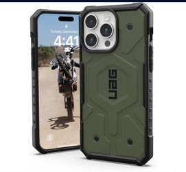 URBAN ARMOR GEAR UAG Compatible with iPhone 15 Pro Max Case 6.7" Pathfinder Olive Drab Built-in Magnet Compatible with MagSafe Charging Rugged Militar