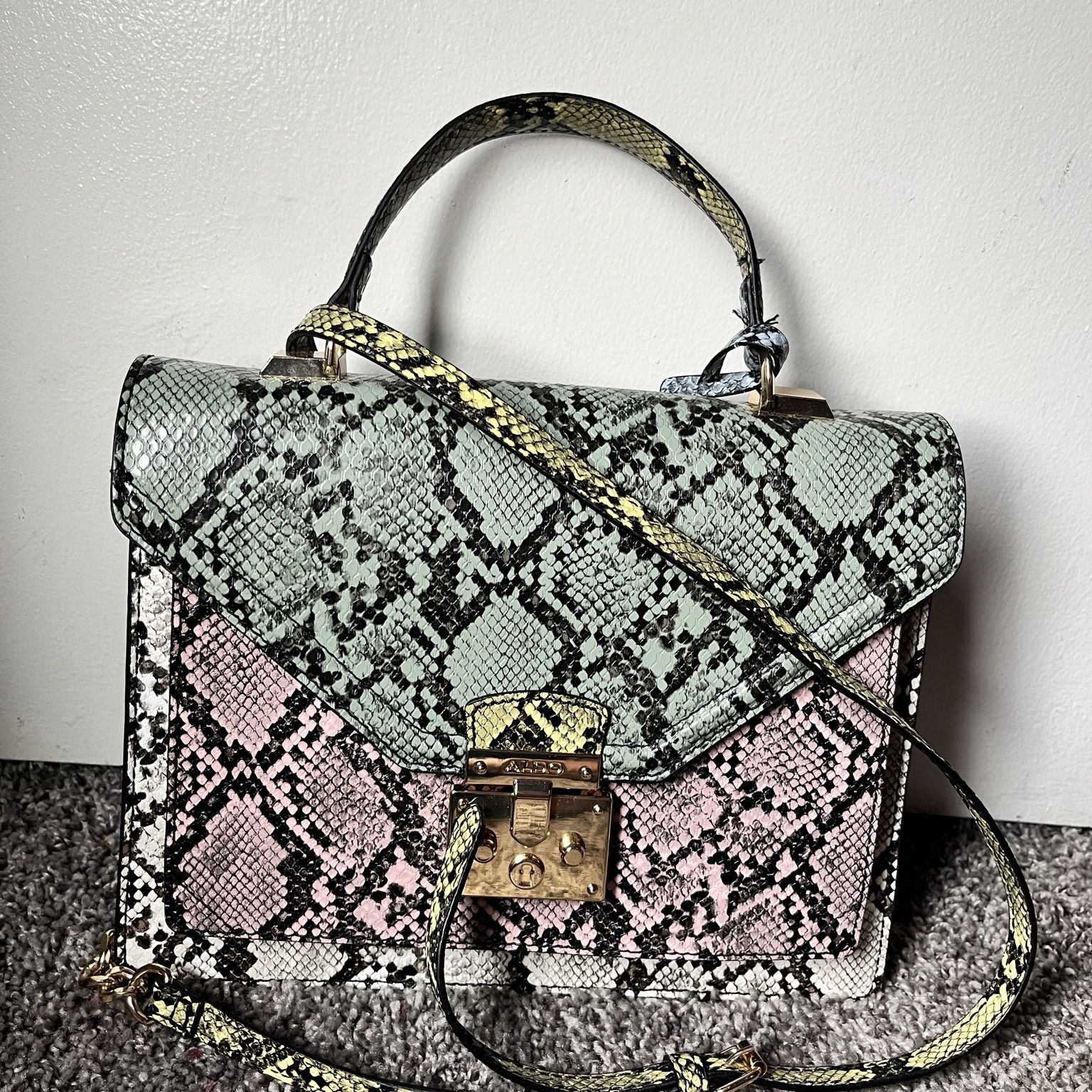 BRAND NEW Aldo Snakeskin Purse for Sale in La Mesa CA OfferUp