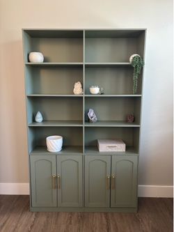 Green Bookcase