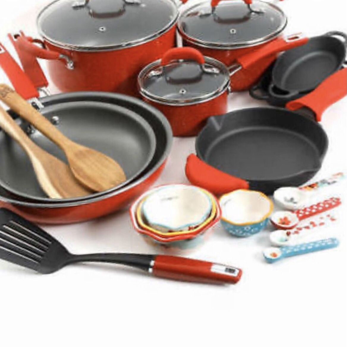 Cookware Sets 24 Pieces Women Pioneer . New Never Been Used . Box Damaged