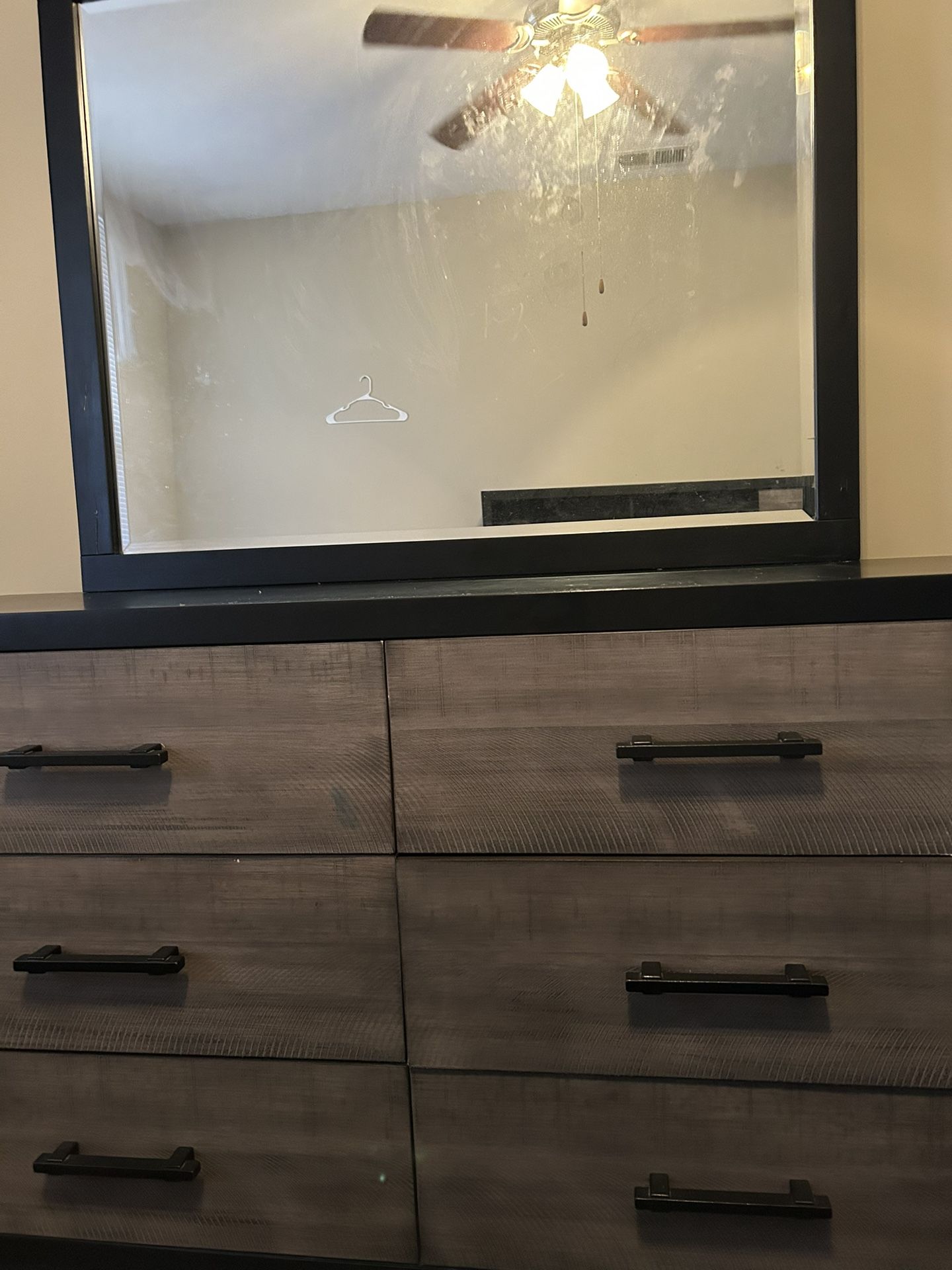 6 Draw Dresser With Mirror