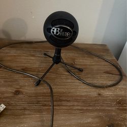 Blue Yeti USB Microphone: Great Condition