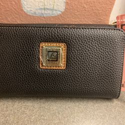 Stone Mountain Leather Wristlet/wallet New