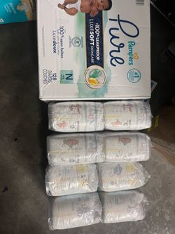 Newborn baby diapers 204ct