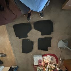 GM FLOOR MATS