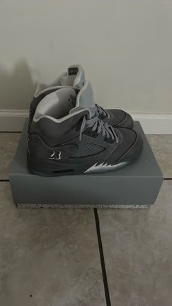 Air Jordan 5 Retro ‘wolf Grey’ 2026