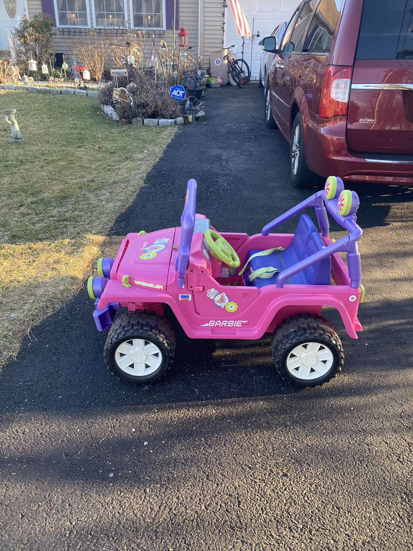 Barbie Jeep Battery Charger All Working for Sale in Toms River, NJ - OfferUp