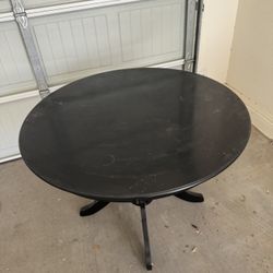 Black Circular Dining Table 