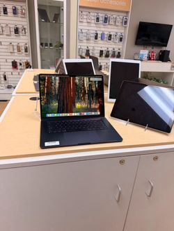MacBook Air 15" 2024 M3 16GB 512GB