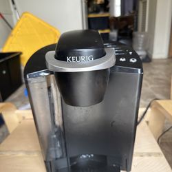 Keurig K4 Single Cup Coffee Maker, Black