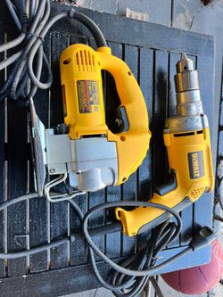 DeWalt Corded Jigsaw and Drill Set