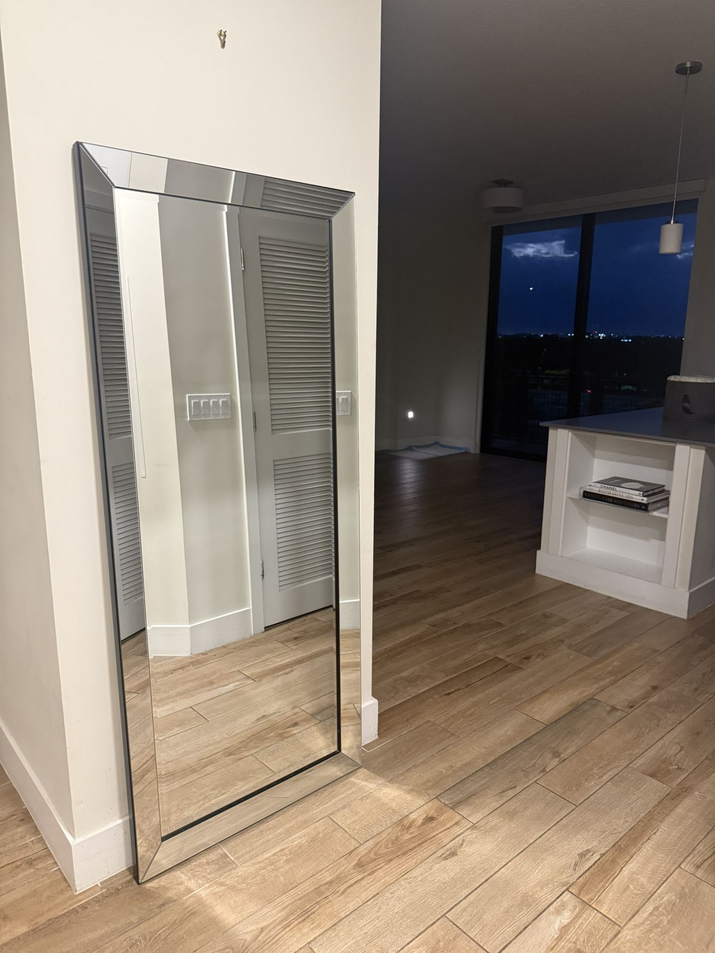 Full Body Mirror New For Floor Or Can Be Hung Up