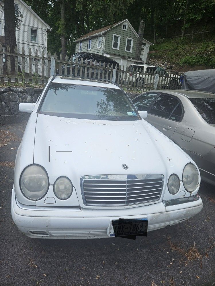 2001 Mercedes-Benz E-Class