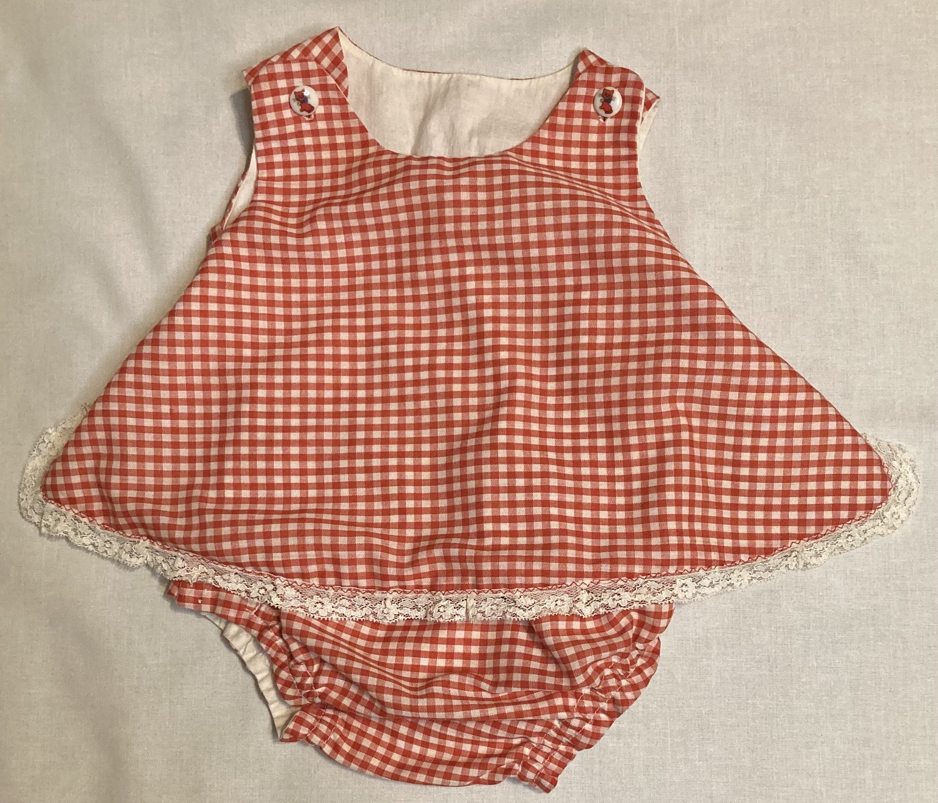 Vintage Baby Girl Romper Dress Size 3 Months Red White Gingham Cat Buttons