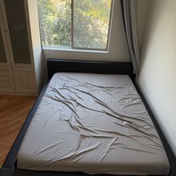 FREE BED FRAME QUEEN SIZE 