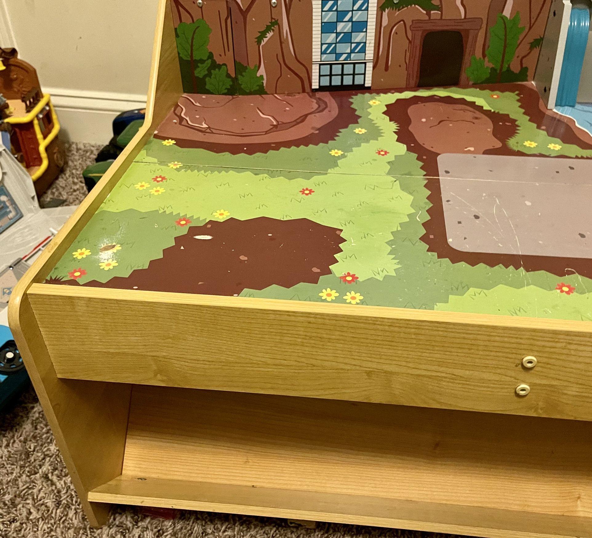 Train Table - 2 Levels With Storage On Bottom