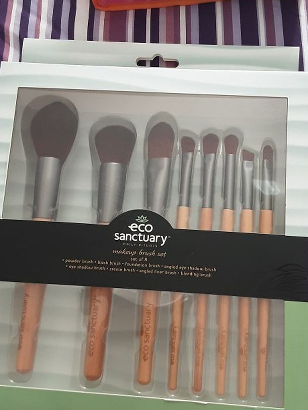 Eco Sanctuary Makeup Brush Set Of 8