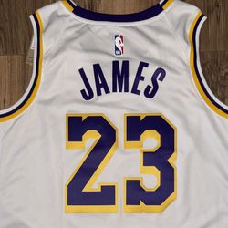 New Men’s Size Large & XL LA Lakers LeBron James Jerseys