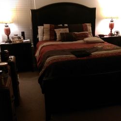 Ashley Queen Bed $200.