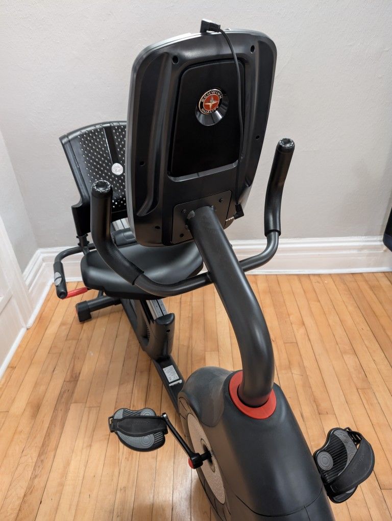 Schwinn 270 Recumbent Bike