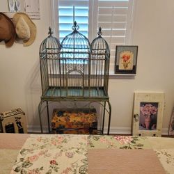 VINTAGE BIRD CAGE