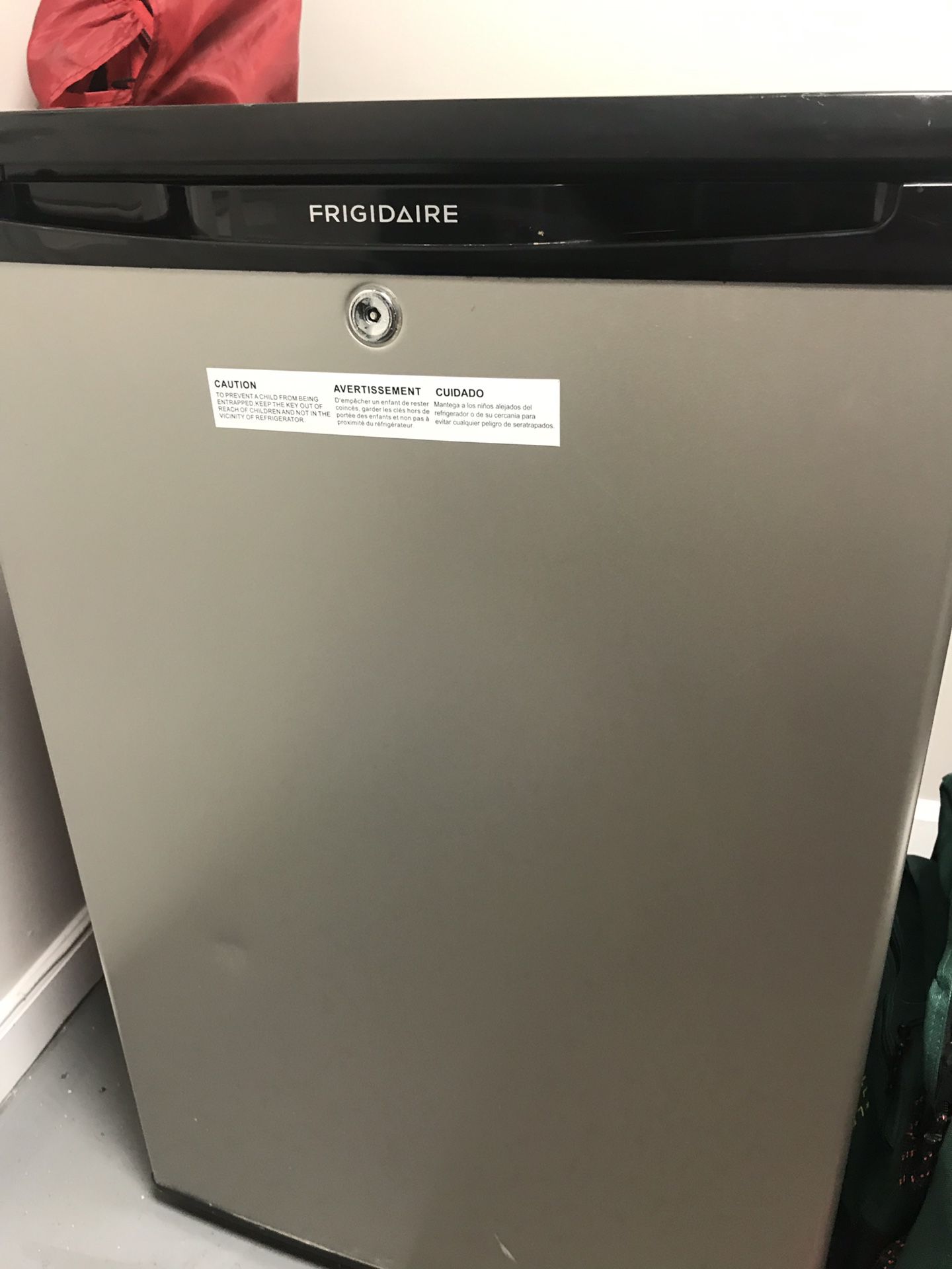 Fridgidaire Mini Refrigerator