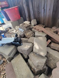 Retaining wall blocks Split face