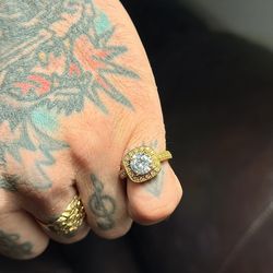 Wow 🤩 !! High Grace Cz Ring Set In Gold Plated 925 Sterling Silver !!