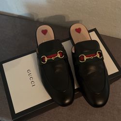 Women Gucci Shoes 