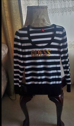 Women Guess sweater L size