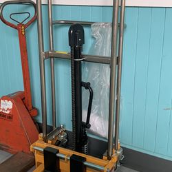Manual Lift /Stacker, pallet jack