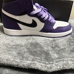 Air Jordan 1 Retro Court Purple