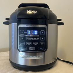 Ninja PC101 I07 6Qt Instant Cooker 1000W with Manual and Rack Never Used
