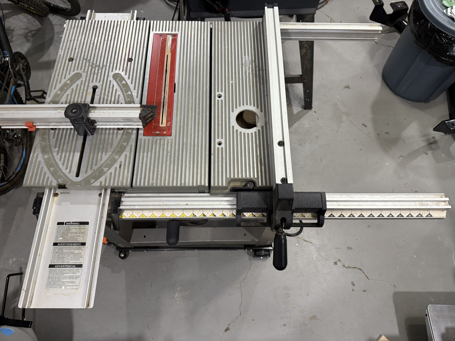 10” Table Saw W/ Sliding Miter Table