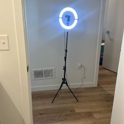 Ring light 